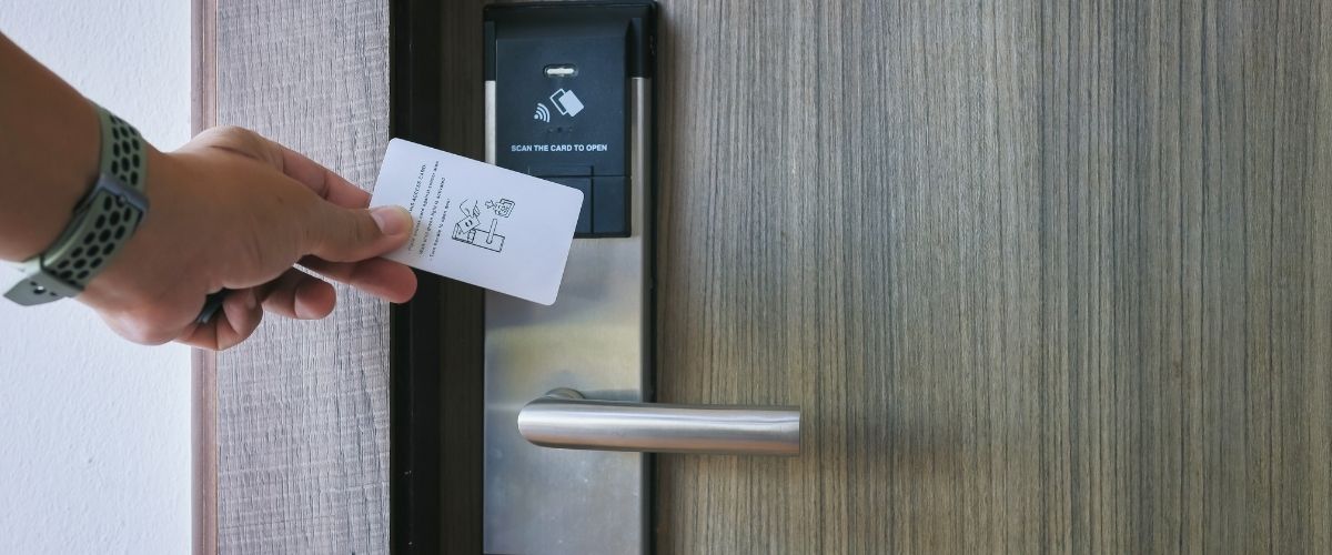 Otelde Engelli Misafirler İçin Konforlu Konaklama: Erişilebilir Seçenekler