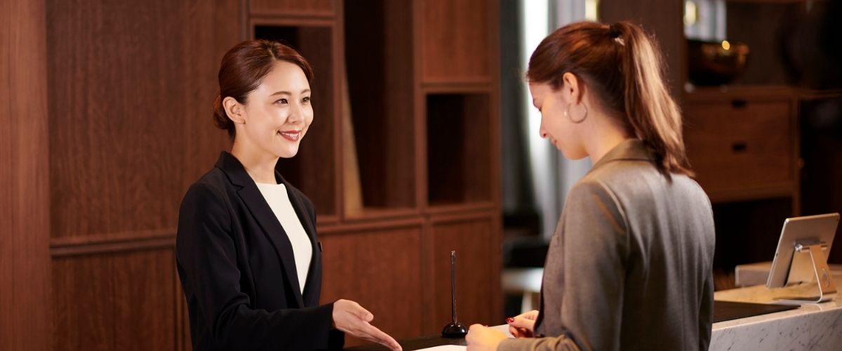 Otelde Yaşanan Sorunları Yorum Sitelerinden Dile Getirmek